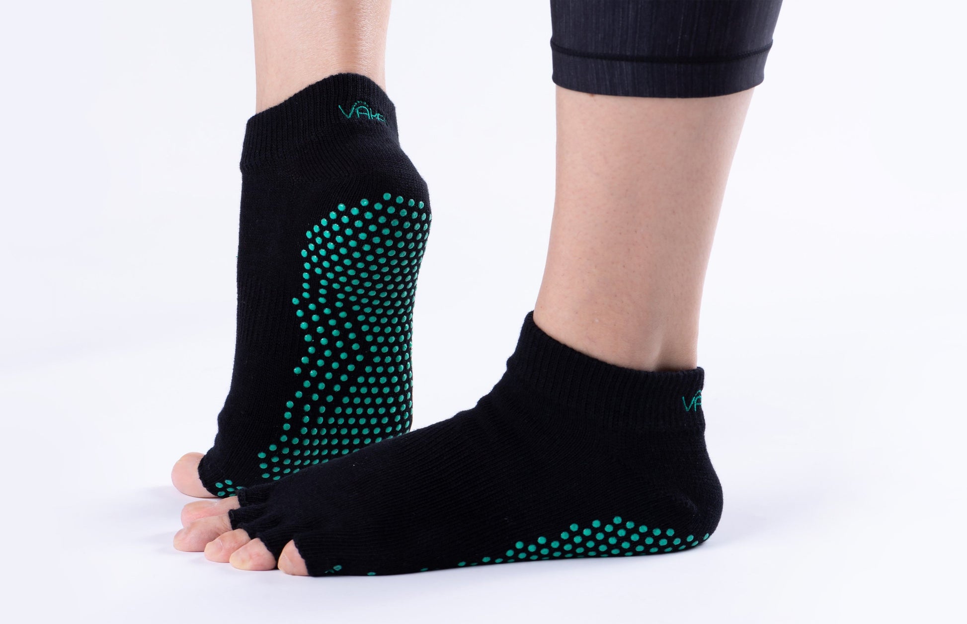 Vaken Grip Socks-2 Pairs/Pack - VAKEN Sport