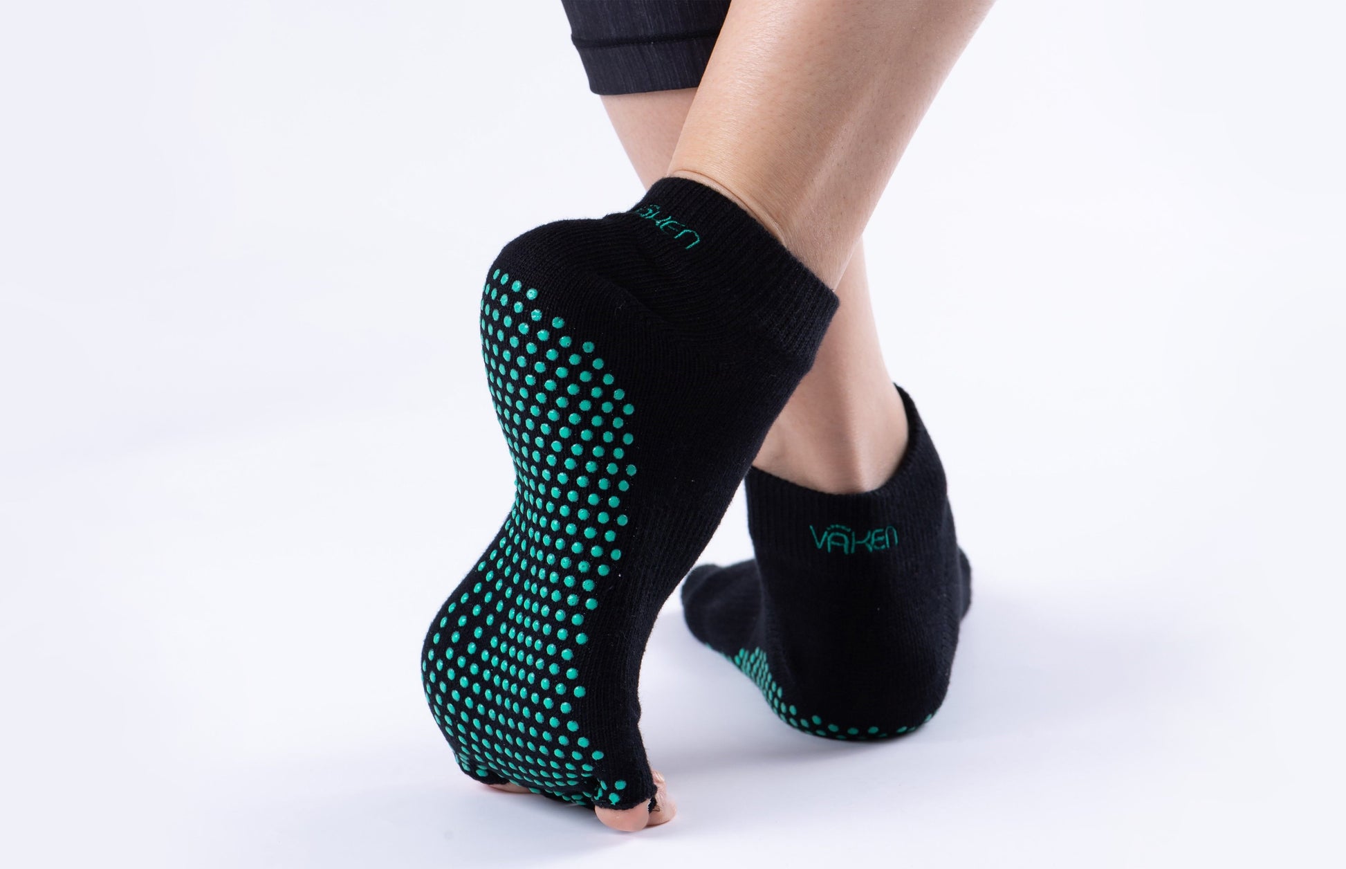 Vaken Grip Socks-2 Pairs/Pack - VAKEN Sport